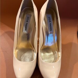 Steve Madden Women's Nude Heels